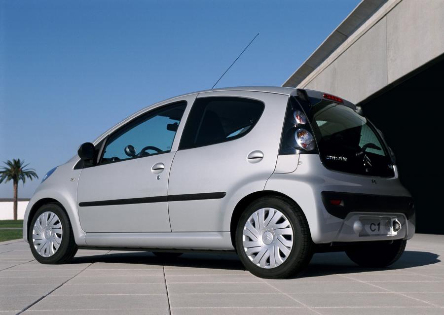  Citroen C1 2001 года  (фото 74 из 74)